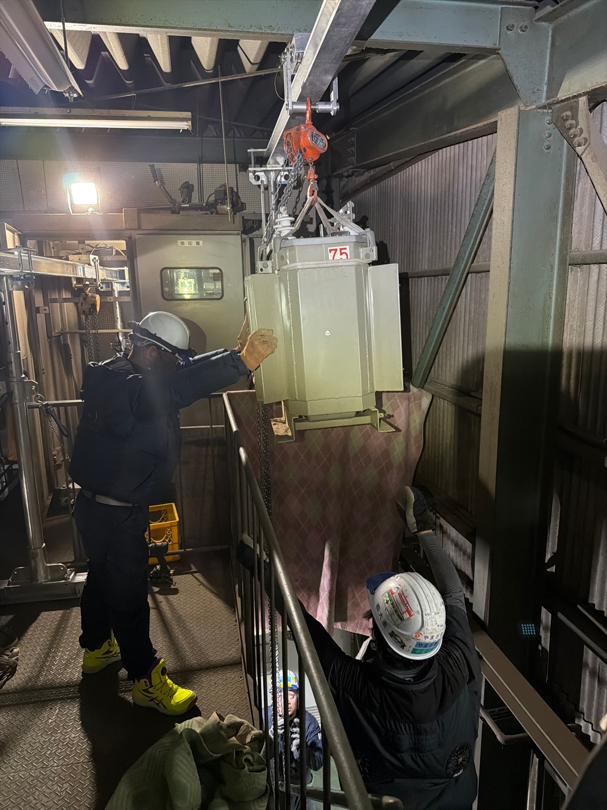 倉庫・工場07